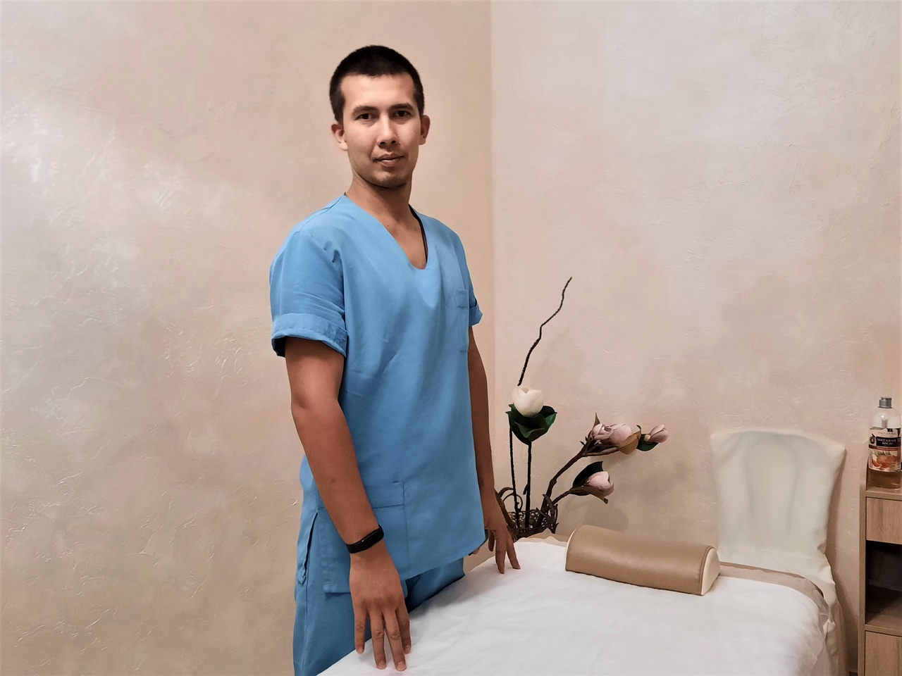 Массажист в спа центре Леди Февзи