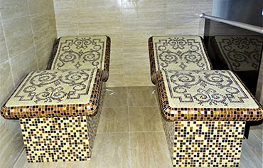 Подогреваемые шезлонги в Спа-комлексе в Крыму